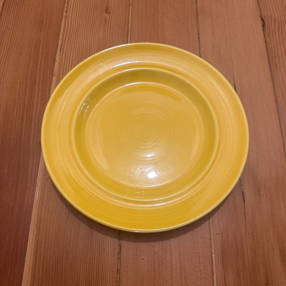 Metlox Colorstax Poppytrail salad plate YELLOW 1178 made in Calif